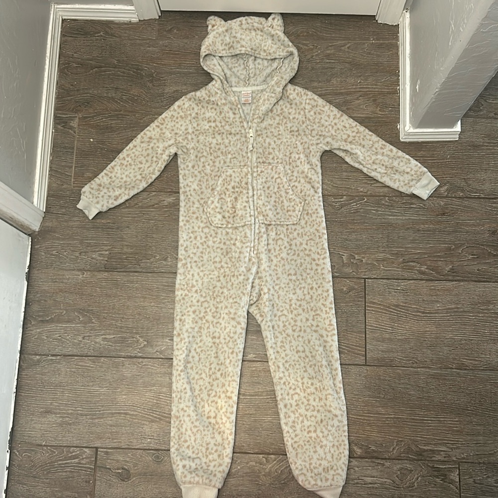 Leopard zip up pajamas